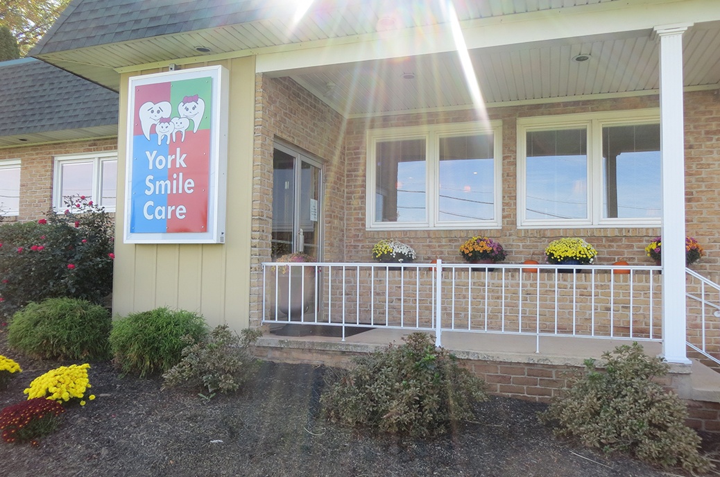 Front entrance of York Smile Care